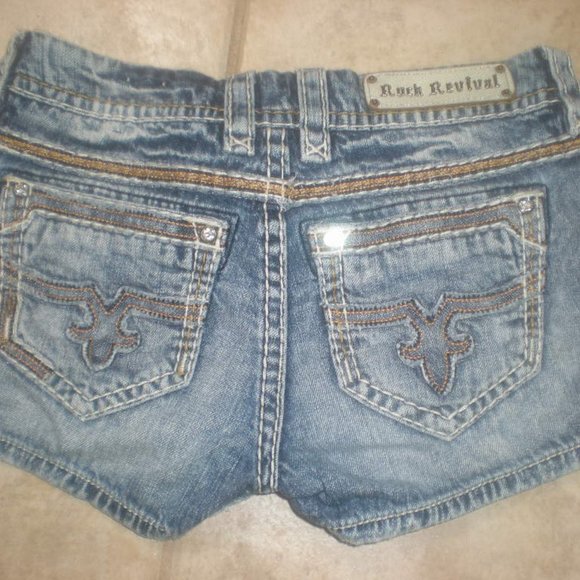 ROCK REVIVAL Brand Jean ShortsNWOTBUCKLE JaynaSize 28